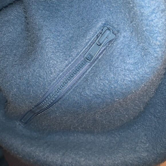 VGT 80’s pastel blue fleece zip up sweater. Large - Picture 8 of 9